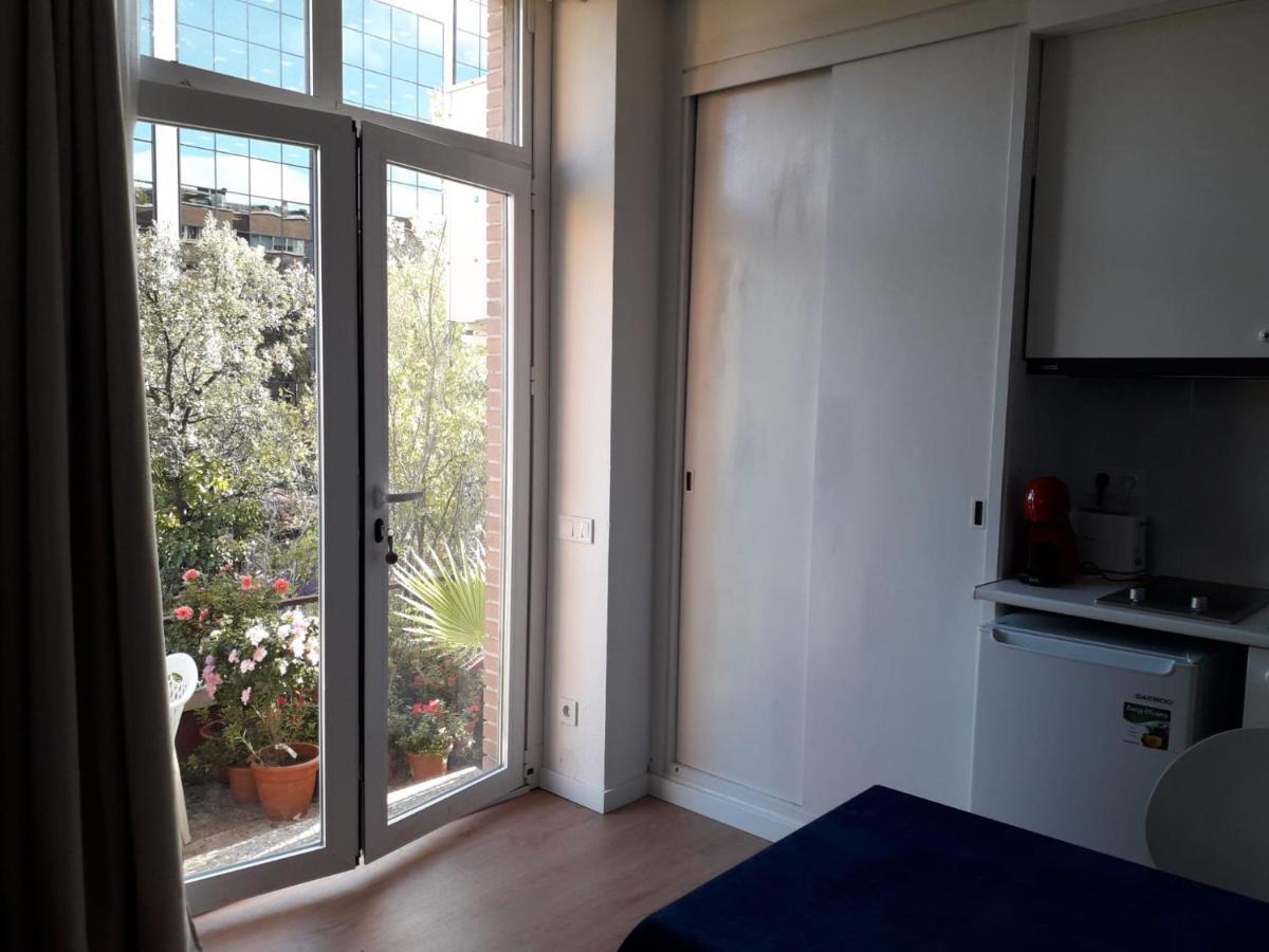 Apartamento Turistico Jardines De Asura Madrid Exteriör bild